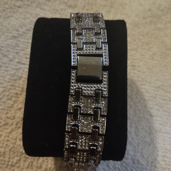 No name watch - Picture 2 of 2